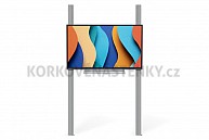 Interaktivní sestava s LCD panely (65") na pylonu