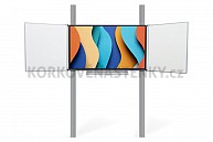 Interaktivní sestava s LCD panely (65") na pylonu s tabulemi na fixu